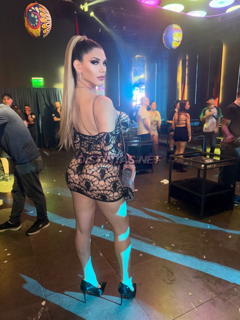 Nicole J