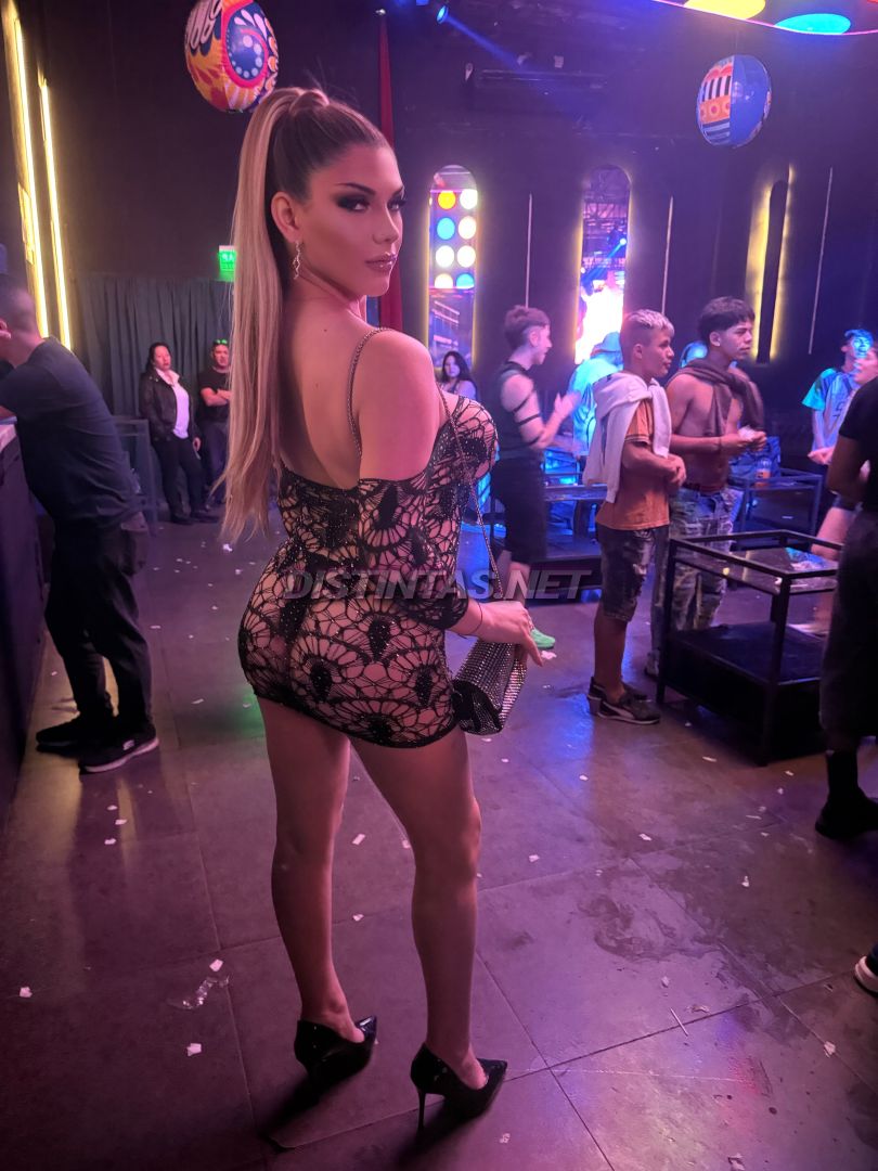 Nicole J