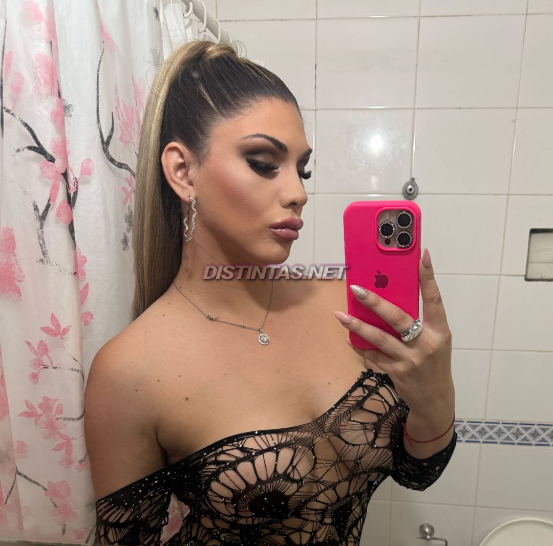 Nicole J