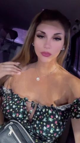 Nicole J