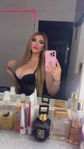Nicole J