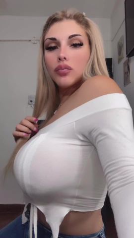 Nicole J