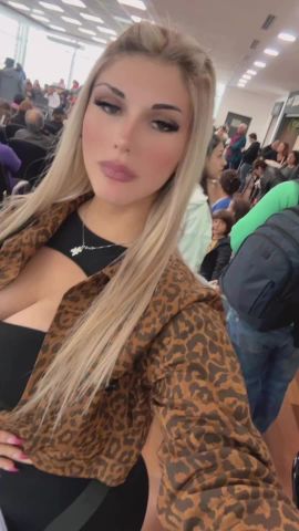 Nicole J