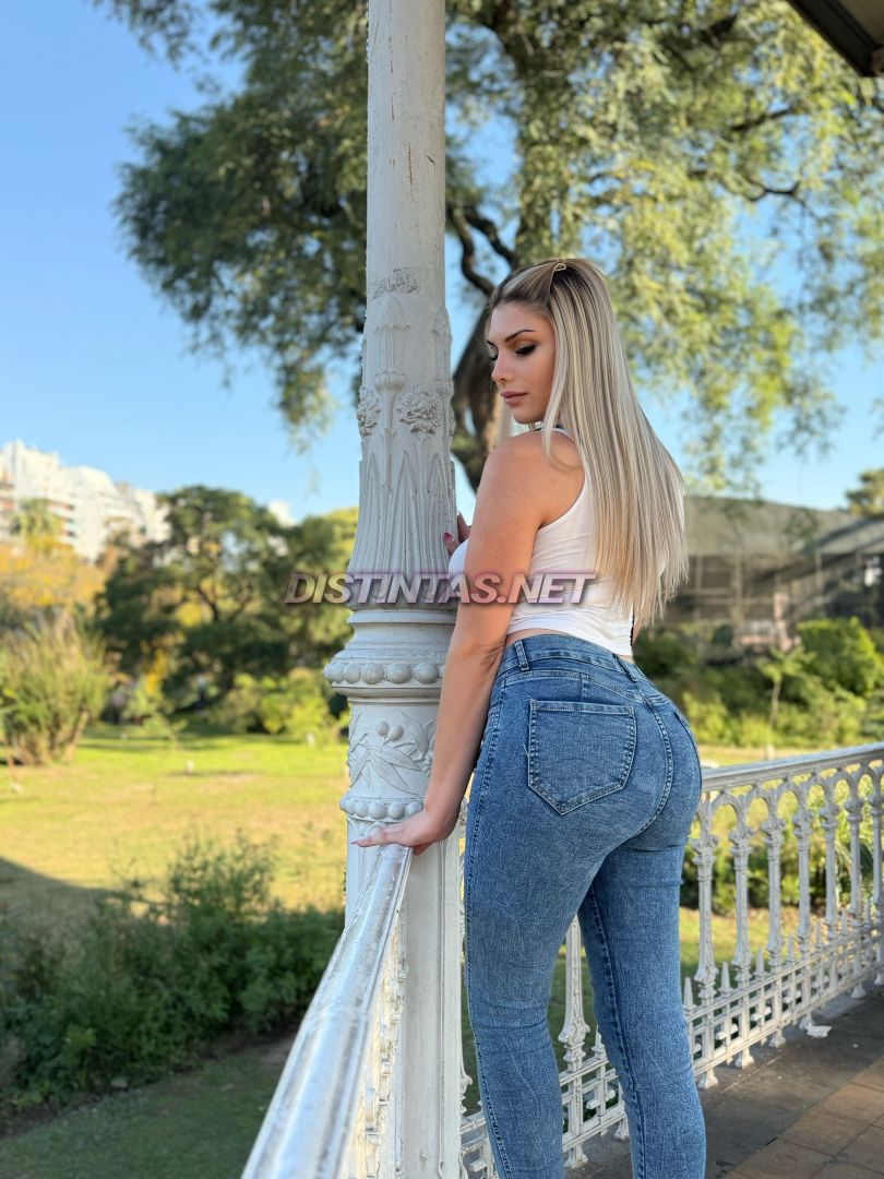Nicole J