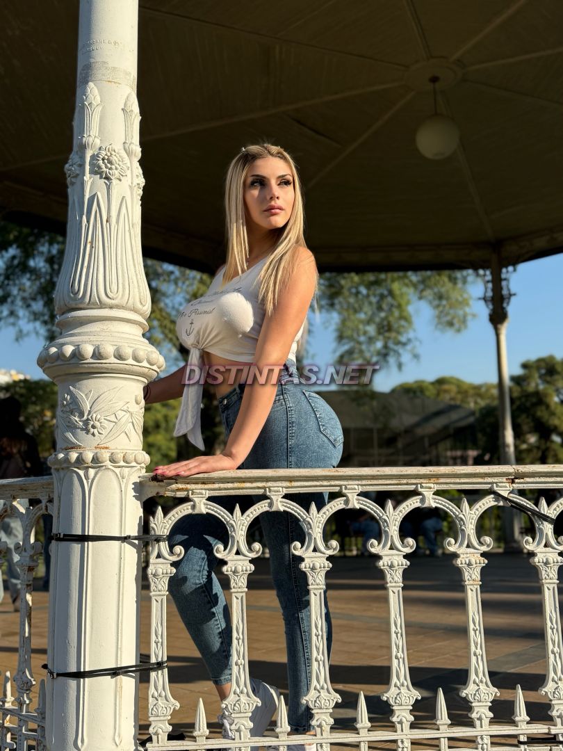 Nicole J
