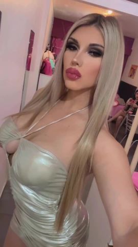 Nicole J