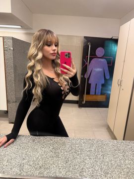 Nicole J
