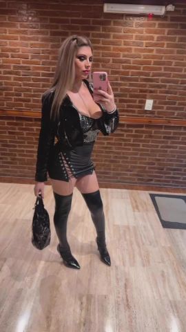 Nicole J