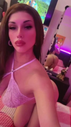 Nicole J