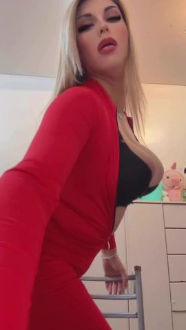 Nicole J