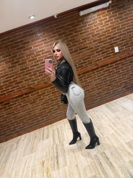Nicole J