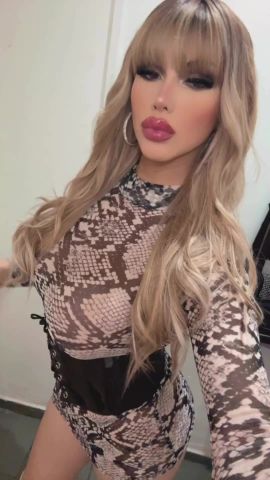 Nicole J