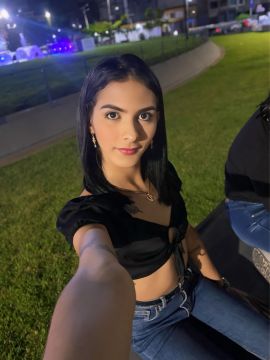 Vivi Leal