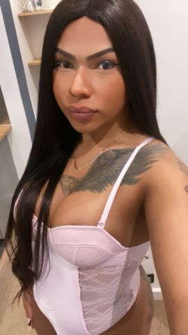 Erika salop