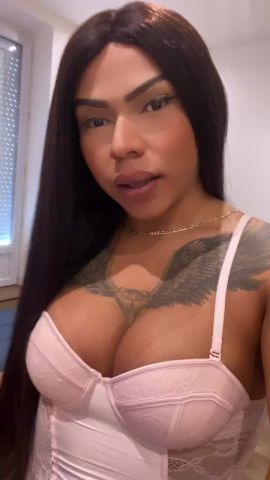 Erika salop