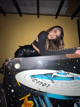 Tina F