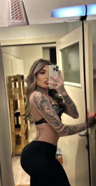 Hallo, hier ist Izabella, junge und schöne brazilianische Transfrau, 24
Jahre alt. Ich kann deine Freundin sein, deine Dominante oder deine
Unterwürfige, ich kann sein, was immer du willst... süß oder tierisch...

Ich lade Sie ein, zu kommen und die 