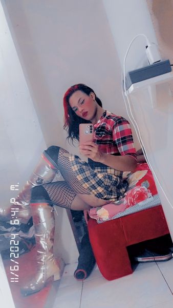 Hola soy una chica trans muy complaciente hago lo que pidas trato de orejas besos abrazos caricias mucho placer contactame y atrévete a disfrutar de lo mejor de esta flaquita ardiente