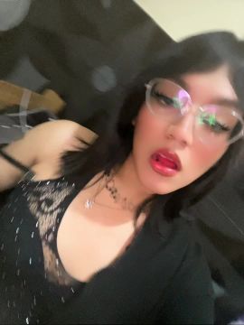 Ari Flores