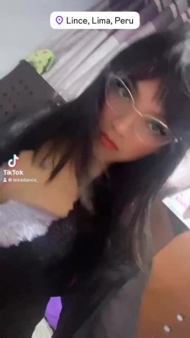 Ari Flores