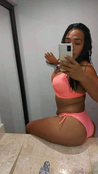 Hola soy Selene soy chica transex vendo contenido y doy servicio en playa del Carmen soy discreta limpia conmigo puedes hacer todo lo que gustes ya no me espanta nada tríos parejas etc fiestas orgía y de más no te vas a arrepentir 