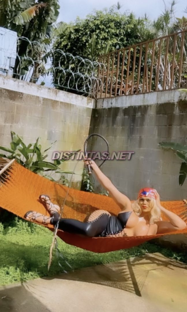 Domina Karah Darosa
