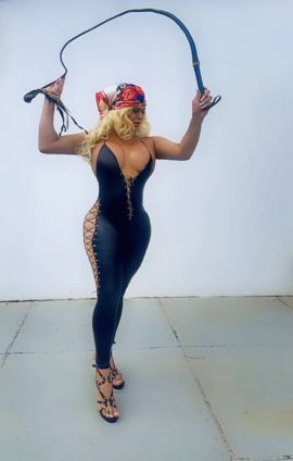 Domina Karah Darosa