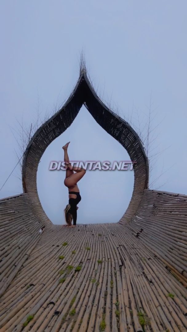Domina Karah Darosa
