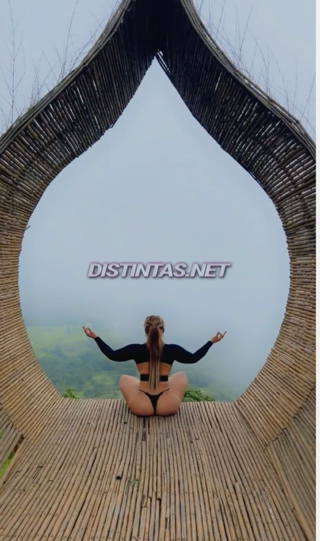 Domina Karah Darosa