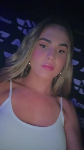 Leona