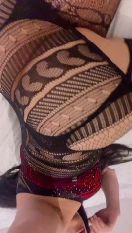 KARINE BIG PARTY Hot