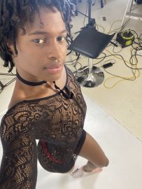 Nahomy smith 
