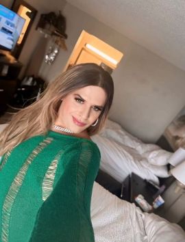  Latina girl from DC 