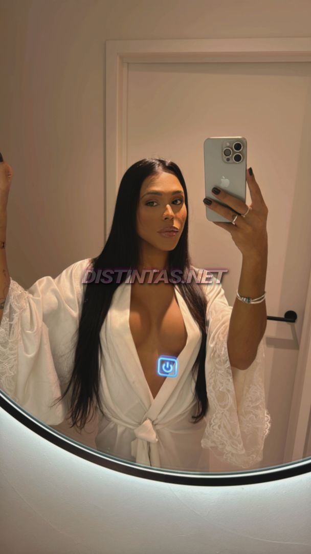 Thayna beautiful trans
