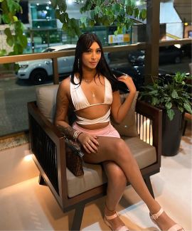 Ninfa Lari 