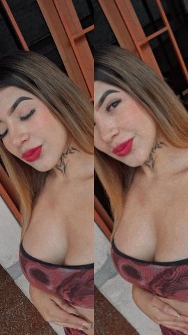 Nicole 