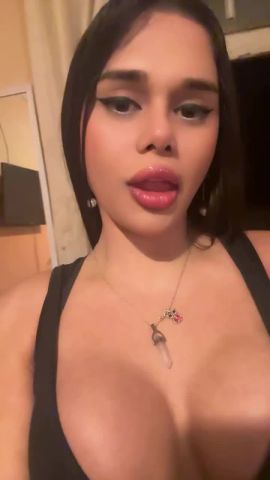 DAYANA FOX