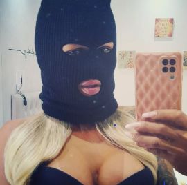 SAHAR COCHONNE