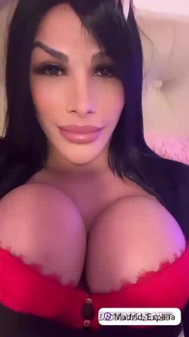 Alexandra Hernandez