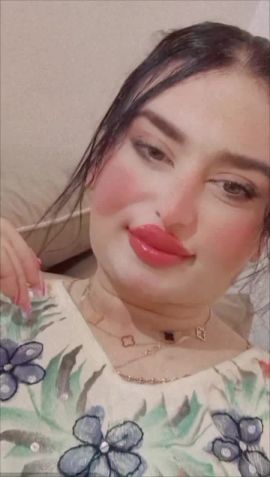  Almas Queen