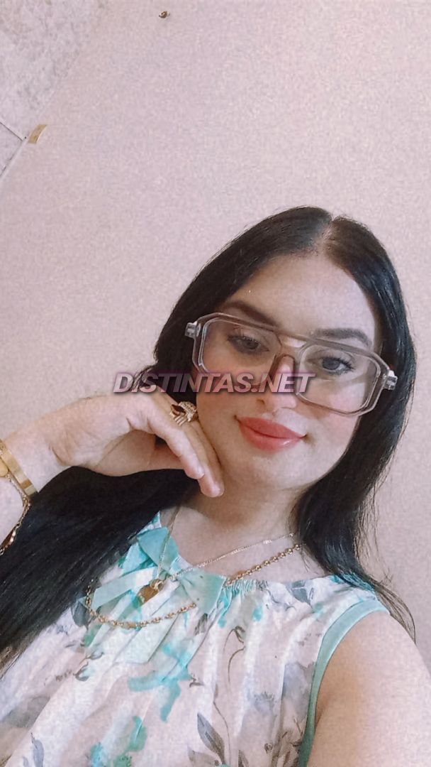  Almas Queen