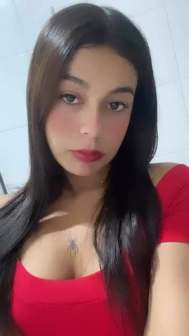 KIM HERMOSA 