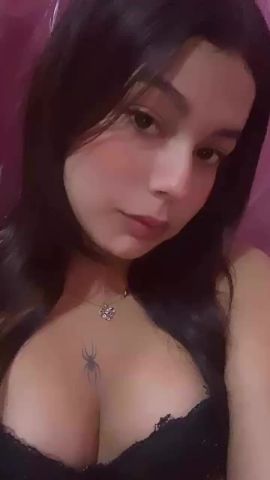 KIM HERMOSA 