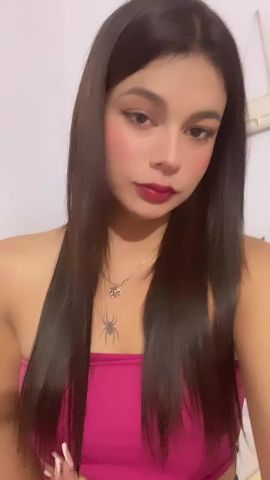 KIM HERMOSA 