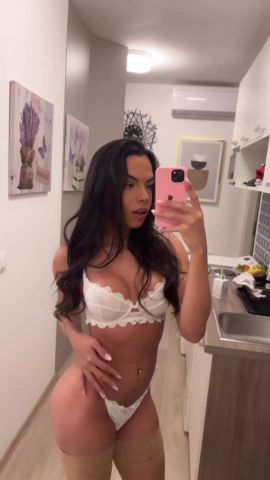 Isis machado