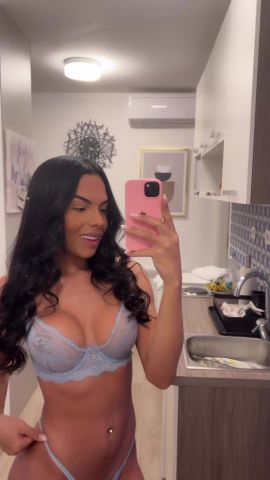 Isis machado
