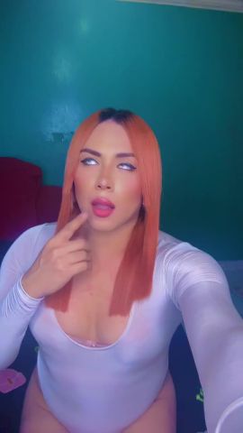 Sharom laynez