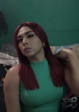 Sharom laynez