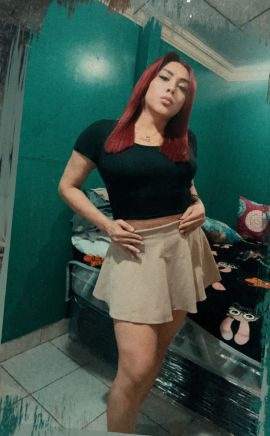 Sharom laynez