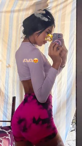 lili Victoria 